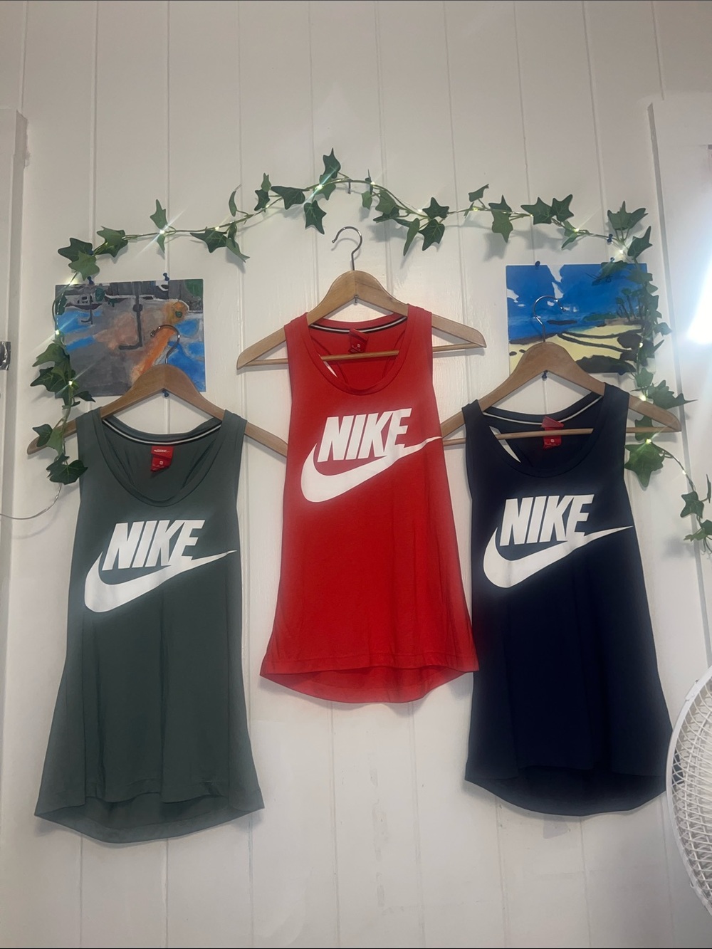 ❤️❤️‍🔥 Nike Women's Red, Olive & dark navy Logo Tank Tops bundle